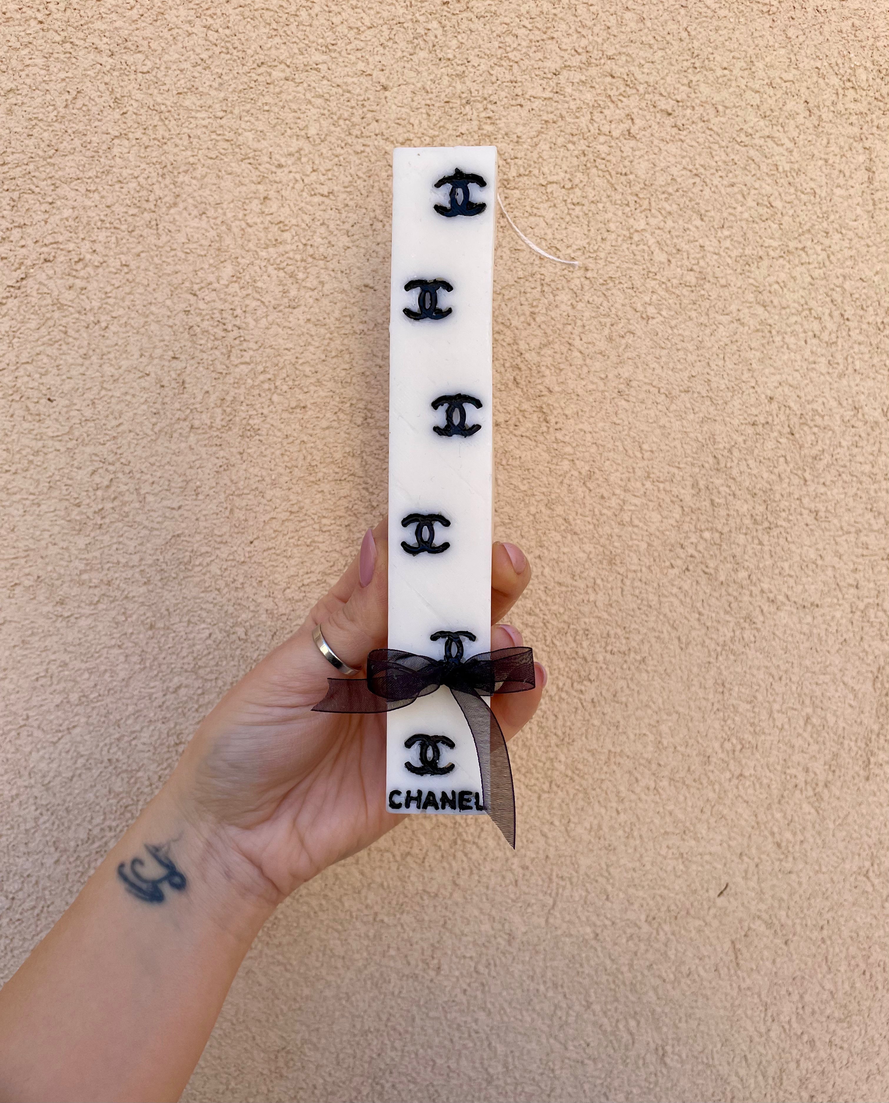 Chanel ΛΑΜΠΑΔΑΚΙ